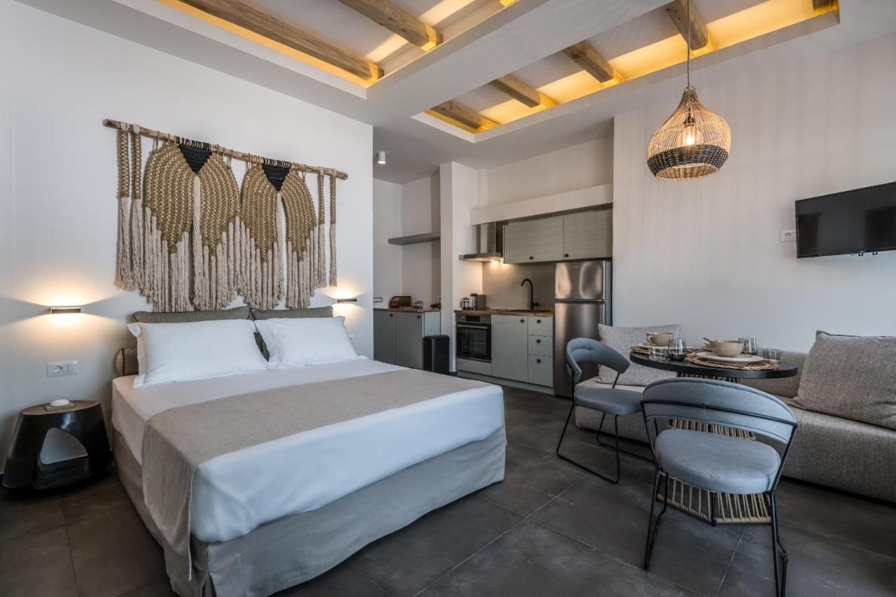 Vivere Luxury Suites Pera Gyalos Exterior photo
