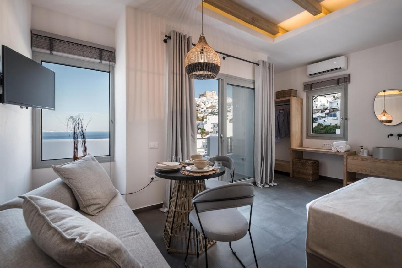 Vivere Luxury Suites Pera Gyalos Exterior photo