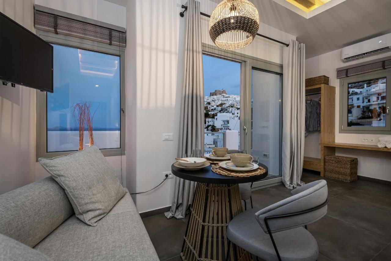 Vivere Luxury Suites Pera Gyalos Exterior photo