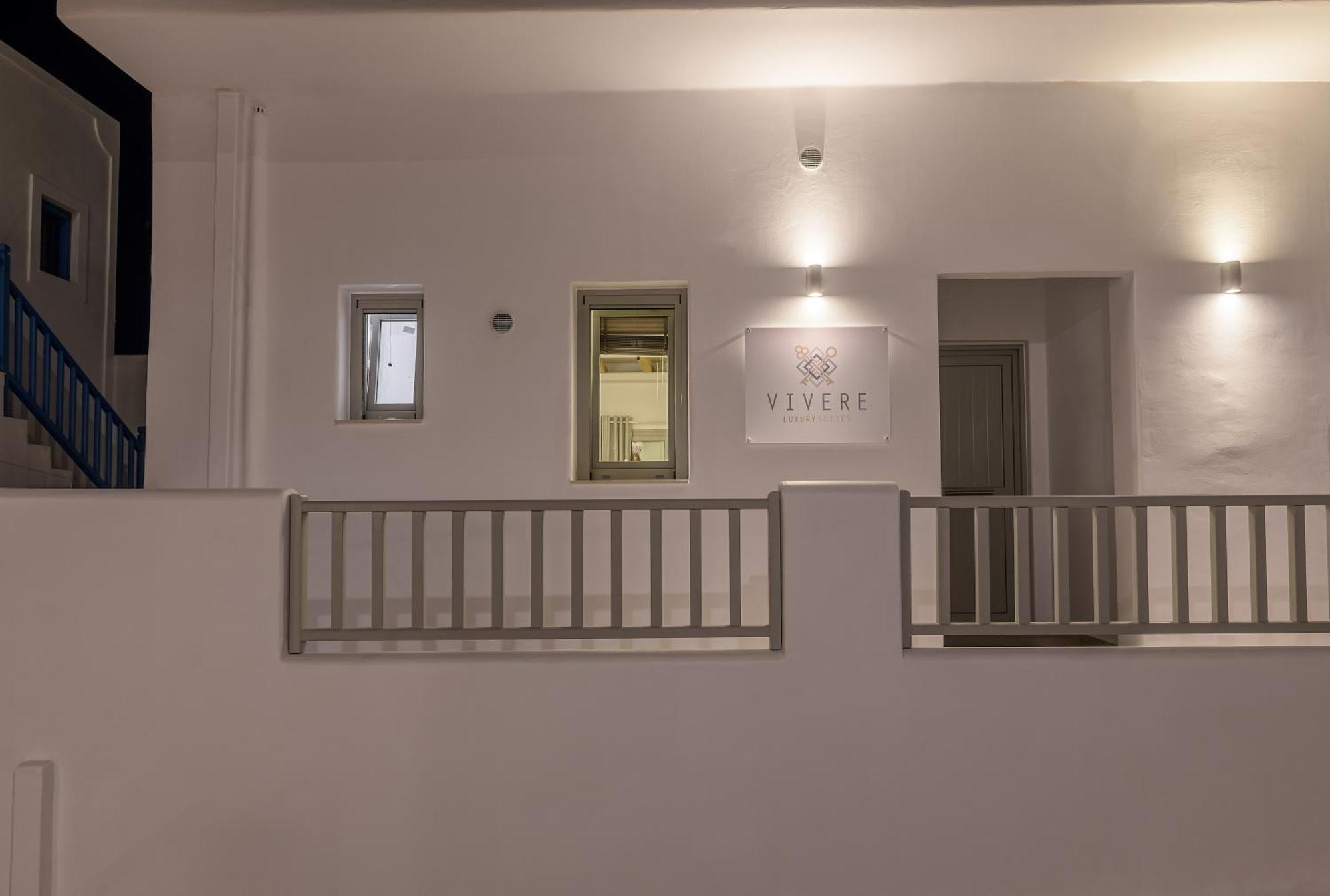 Vivere Luxury Suites Pera Gyalos Exterior photo