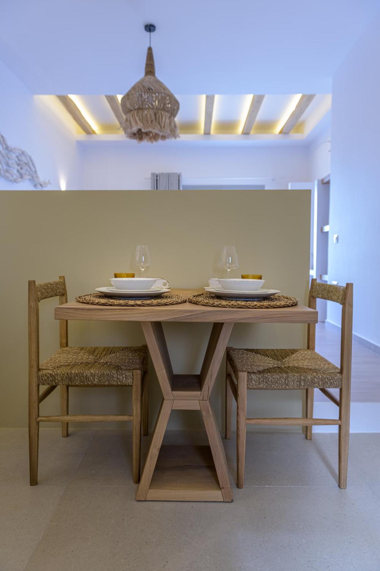 Vivere Luxury Suites Pera Gyalos Exterior photo